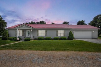 608 Rinehart Rd, Chillicothe, OH 45601