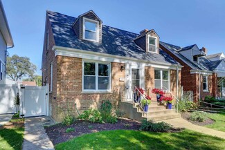 9536 Jackson Ave, Brookfield, IL 60513