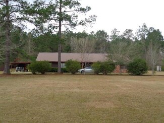 11211 Pine Ridge Cir, Bogalusa, LA 70427