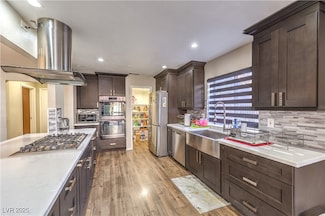 8932 Beach Front Dr, Las Vegas, NV 89117