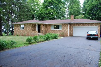 211 Textor Hill Rd, Evans City, PA 16033