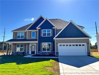 1818 Smith Farm Dr, Fayetteville, NC 28306