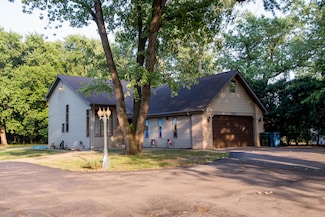 7207 Parrish Ave, Hammond, IN 46323