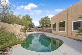 1571 N Saddleback Ave, Tucson, AZ 85715