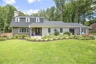 108 Holly Dr, Manakin Sabot, VA 23103