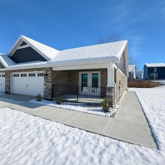 5019 Waterford Dr, Middletown, OH 45042