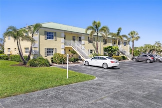 942 Capri Isles Blvd Unit 105, Venice, FL 34292