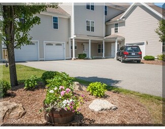 18 Dale St Unit 3B, Andover, MA 01810