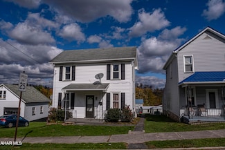 646 W 2nd St, Williamsburg, PA 16693