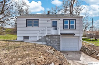 5709 N St, Omaha, NE 68117