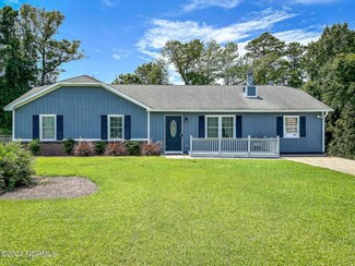 615 N Forty Rd, Morehead City, NC 28557