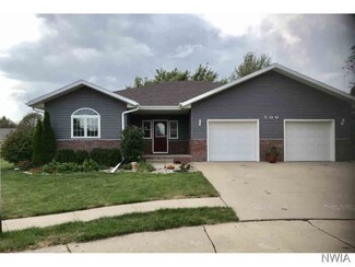 500 Red Bird Ln, South Sioux City, NE 68776