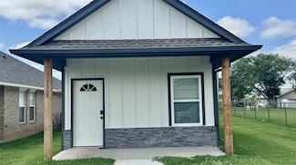 1311 SW Wisconsin Ave, Lawton, OK 73501