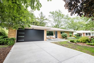 8450 N Indian Creek Pkwy, Milwaukee, WI 53217