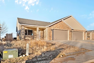 258 W Mountain View Dr, Cedar City, UT 84720