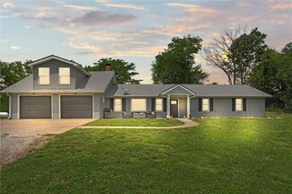 14599 158th St, Bonner Springs, KS 66012