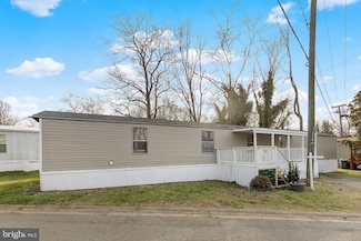 28 Little Branch Ln, Stafford, VA 22554