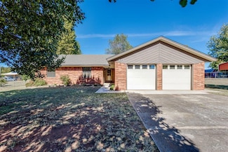 823 E Suera Terrace, Mustang, OK 73064