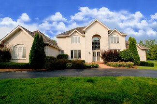 1722 Holly Ct, Long Grove, IL 60047