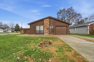 3708 Greenwood Dr, Middletown, OH 45044