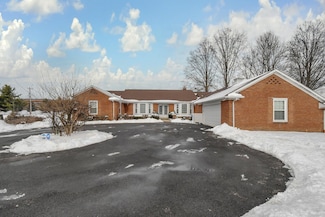 2672 Mccutcheon Rd, Columbus, OH 43219