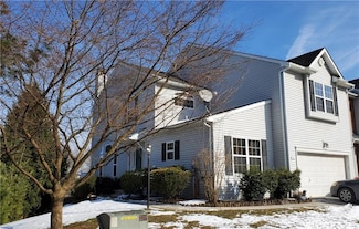 365 Hawthorne Ln, Whitehall, PA 18052