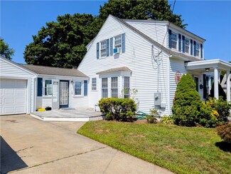 17 Stone Ave, Warwick, RI 02889
