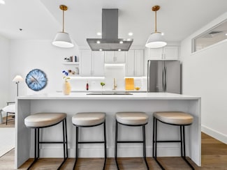 234 Causeway St Unit 702, Boston, MA 02114