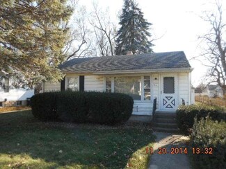 416 E Crawford St, Peotone, IL 60468