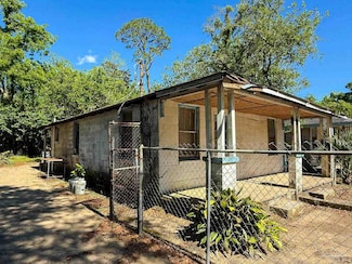 3002 1/2 N Miller St, Pensacola, FL 32503