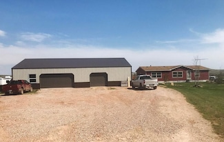 594 Shipwheel Rd, Moorcroft, WY 82721