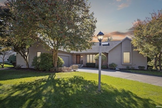 16166 Candlewycke Ct, Granger, IN 46530