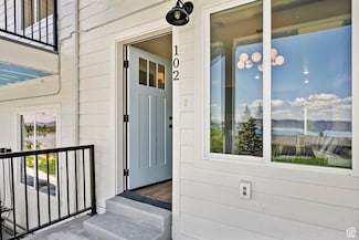 951 N Harbor Village Dr E Unit 201, Garden City, UT 84028