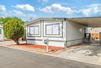 43850 20th St E Unit 60, Lancaster, CA 93535
