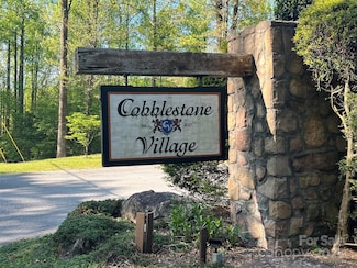 305 Freedom Trail Ct Unit 46, Zirconia, NC 28790
