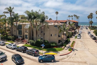 8132 Camino Del Sol Unit D, La Jolla, CA 92037