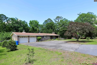 805 Mcrae Rd, Camden, SC 29020