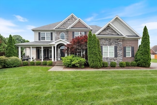 302 Lauderdale Ct, Thompsons Station, TN 37179