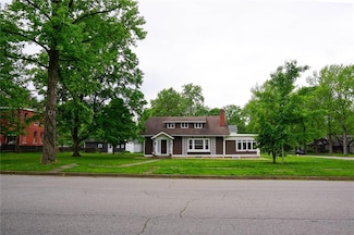 301 S Meramec St, Saint James, MO 65559
