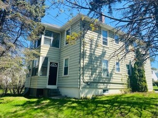 31 Roosevelt St, Marlborough, MA 01752