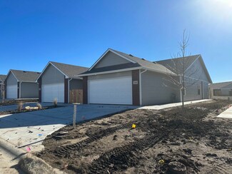 5436 Colburn Ct E, Bel Aire, KS 67220