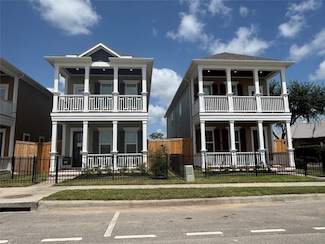 2511 S Houston Ave, Pearland, TX 77581