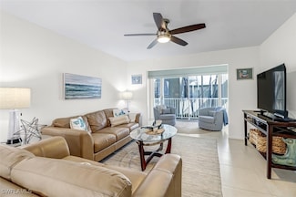1100 8th Ave S Unit 211B, Naples, FL 34102