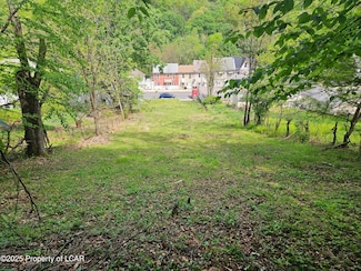 511 Peacock St, Pottsville, PA 17901