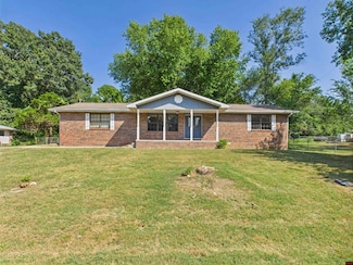 1138 Meadowcrest Dr, Mountain Home, AR 72653