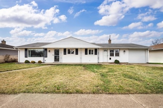 221 N Tuxedo Dr, South Bend, IN 46615