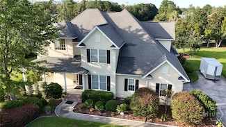 204 Oak Branch Ct, Savannah, GA 31405