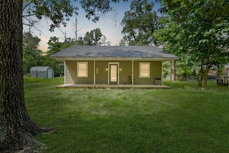 380 Rae Ann Blvd, Livingston, TX 77351