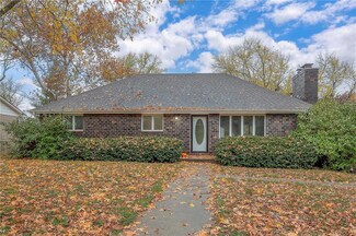 71 Maple Dr, Platte City, MO 64079