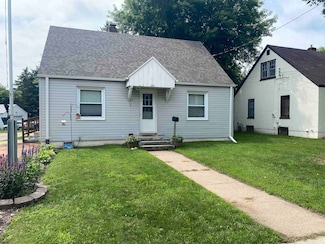 74 16th St, Clintonville, WI 54929